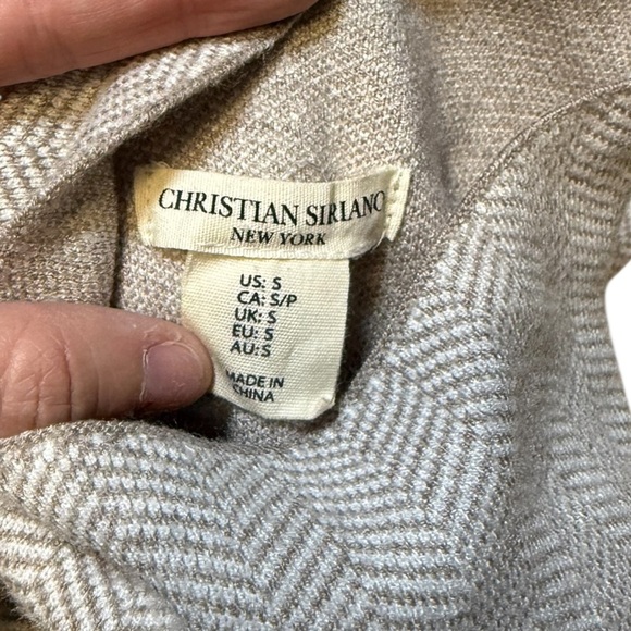 Christian Siriano Women’s S Beige Herringbone Mock Neck Sweater Neutral - Picture 4 of 7